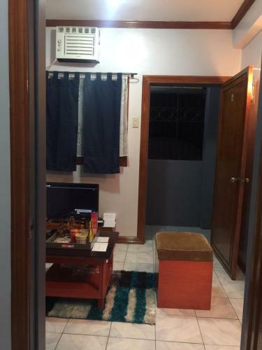 Bed & Breakfast Las Pinas Serviced Apartment
