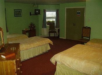 Hostal Iona Inn