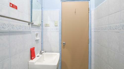Hotel Reddoorz Plus @ Chinatown Binondo