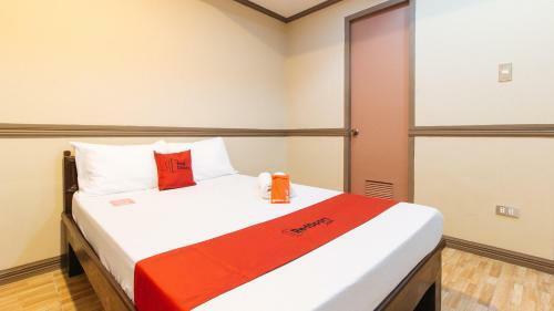 Hotel Reddoorz Canley Residential