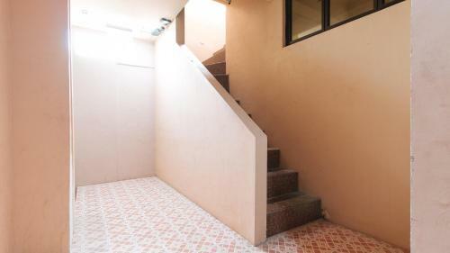 Hotel Reddoorz Canley Residential