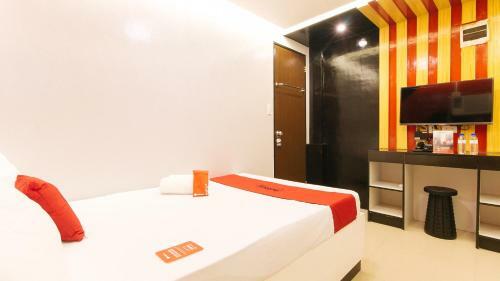 Reddoorz @ Walk Inn Hotel