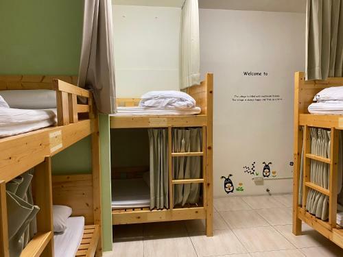 Forever Happiness Hostel