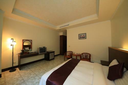 Hostal Yotai Spring Guest House