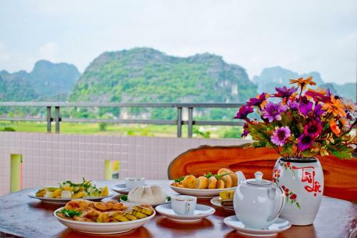 Trang An Mountain View Homestay