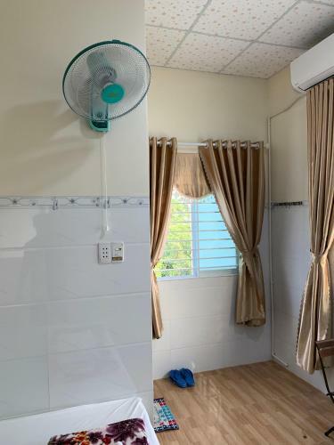 Hotel Nh� Ngh? Di?m H?ng