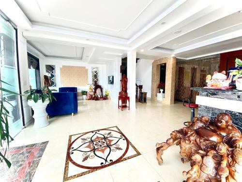 Hotel Kh�ch S?n Ho�ng Gia