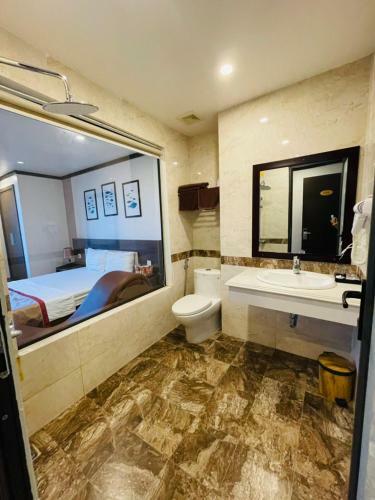 Hotel Kh�ch S?n Ho�ng Gia II