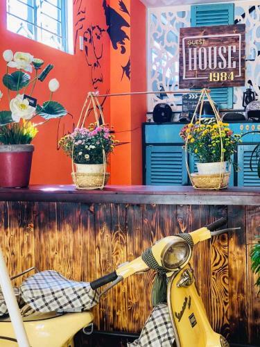 Hostal 1984house