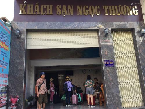 Hotel Kha?ch Sa?n Ngo?c Th??ng