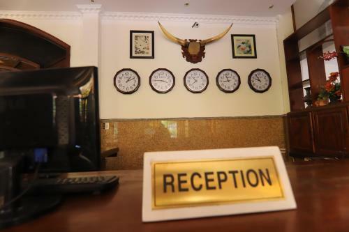 T�n Ho�ng Gia Hotel