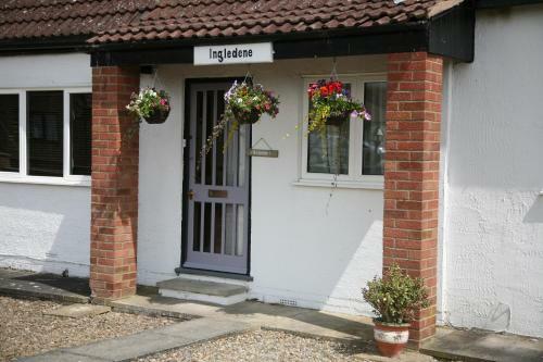 Bed & Breakfast Ingledene Room Only