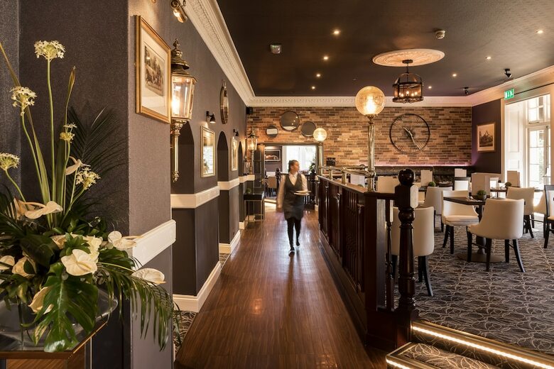 The Devon Hotel