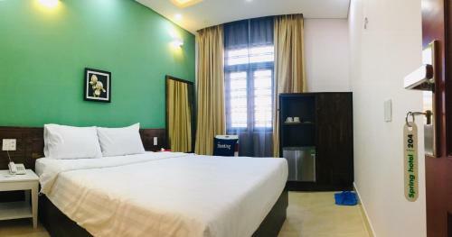 Spring Hotel