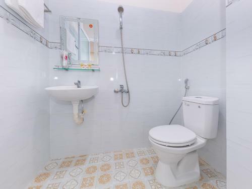 Hotel Oyo 808 Hoang Lan