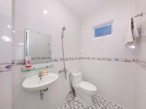 Oyo 898 Phuong Thao Hotel