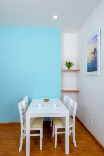 Sandy Gold - Oceanus Apartments