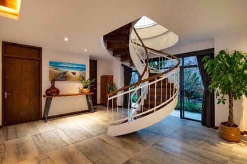 Sunrise Villa Nha Trang
