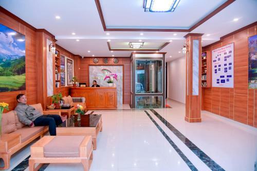 Hung Vuong Hotel
