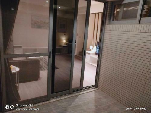 Shine Residence