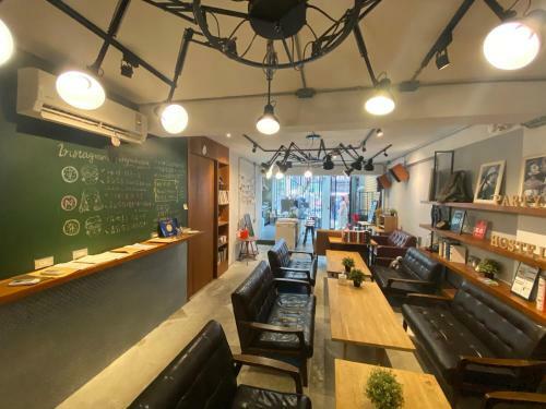 Fengjia Living Lab Hostel