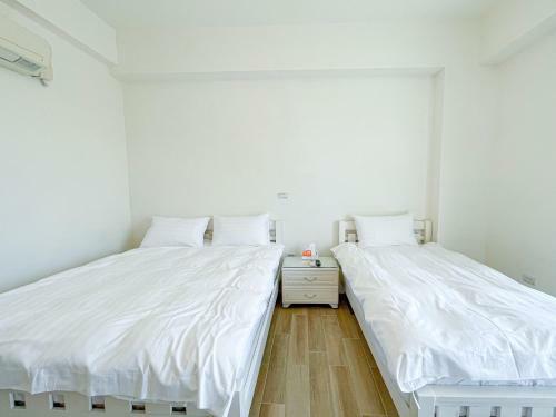 Corner No50 Hostel