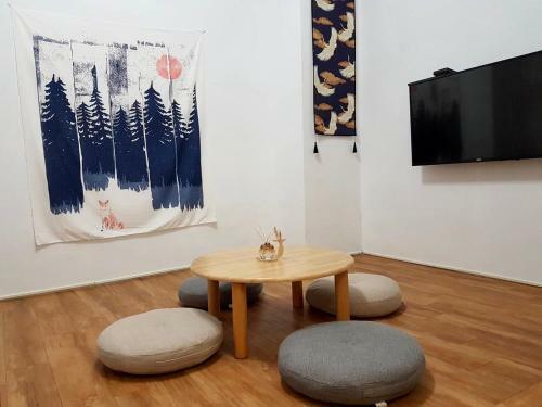 Utopia Hostel