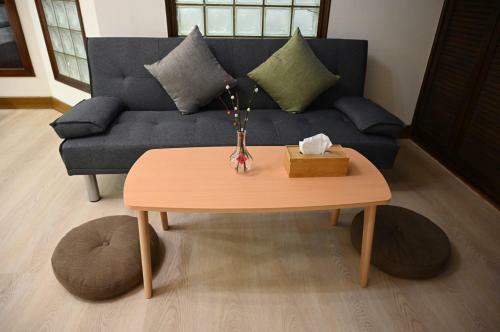 Slowtree Apartment