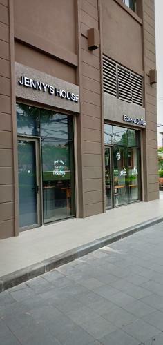 Your Best Studio Apartment Near Airport