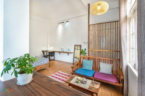 Holo Ben Thanh Saigon - Serviced Homestay