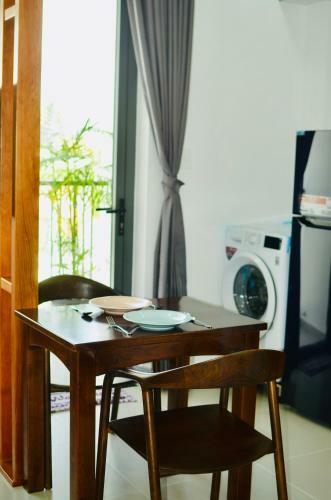 Uncle Anh Serviced Apartments