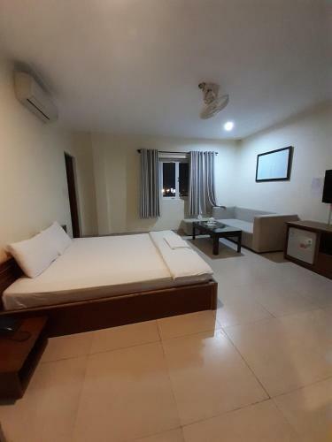 The Six Hotel-hoang Long Son 3
