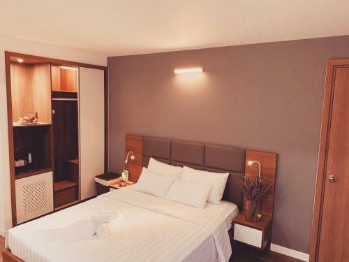 Royal Dragon Boutique Hotel