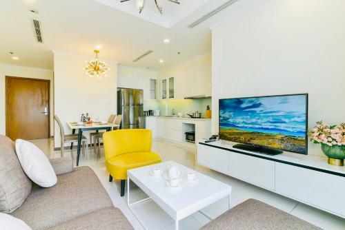 Vera Saigon Apartments - Vinhomes Central Park