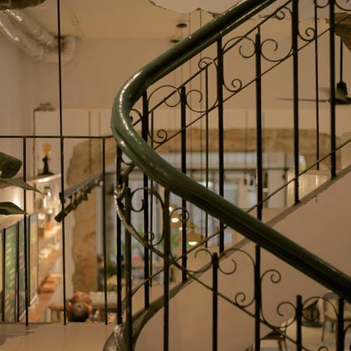 Leaf Signature Hotel - L� Group
