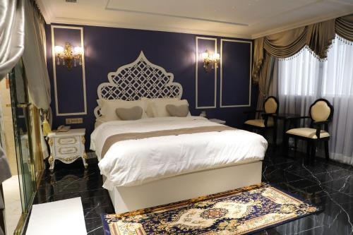 Enjoy Hotel 7