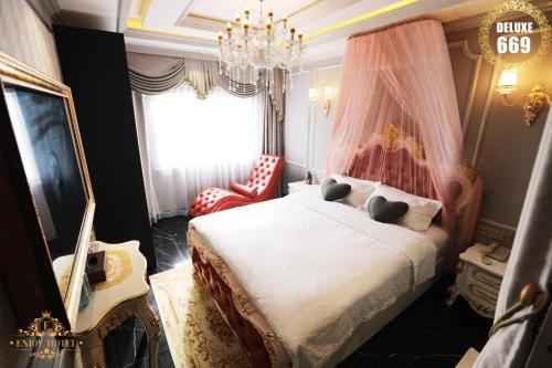 Enjoy Hotel 7