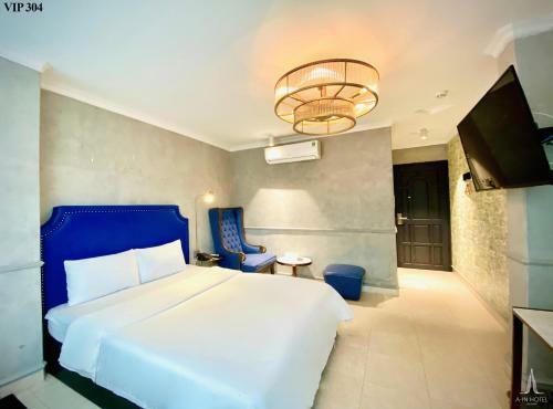 A In Hotel Del Luna