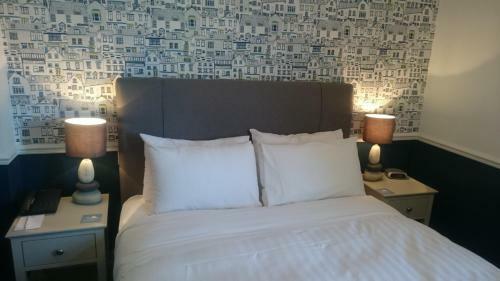 The White Lodge Hotel