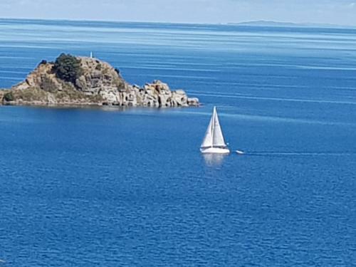 Awesome View Cottage