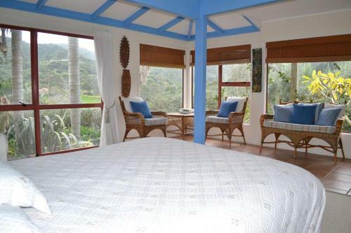 Great Barrier Oasis Lodge