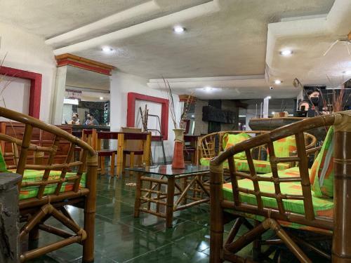 Hotel Alameda Suites