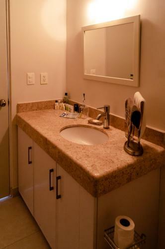 Apartamento Yucpropc104c - Luxury Unit By Playa Chac�, One Block From The Sea