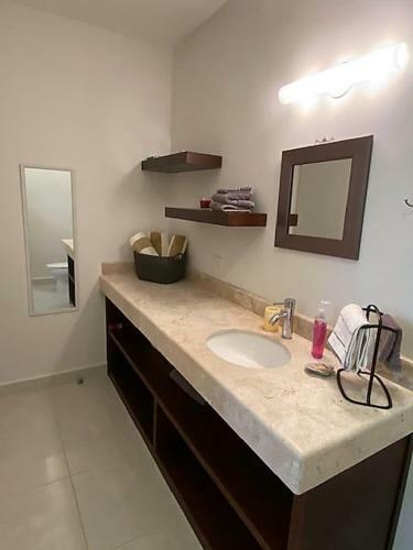 Progreso East, 1 Block From The Beach, Spacious Condo With Splendid Views