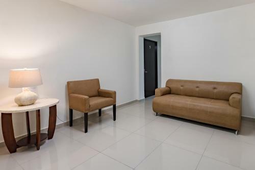 Apartamento Ayenda Suites Ejecutivas Monterrey