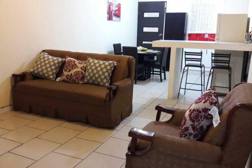 Apartamento Departamentos Frente Al Tec, Cerca Cintermex, Arena, Centro