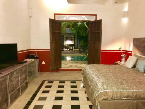 Villa Great Big Family Home Available