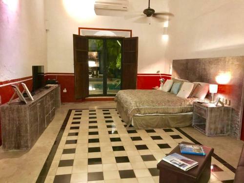 Villa Great Big Family Home Available