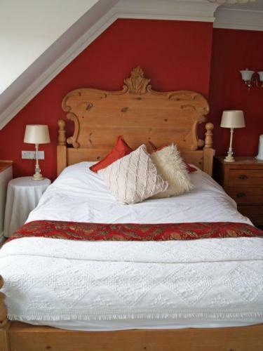 Hostal Tower House 1066