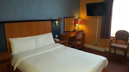 Chatsworth Hotel